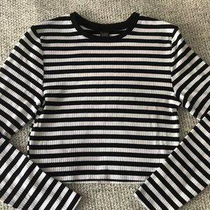 Black and White Striped Long Sleeve Crop